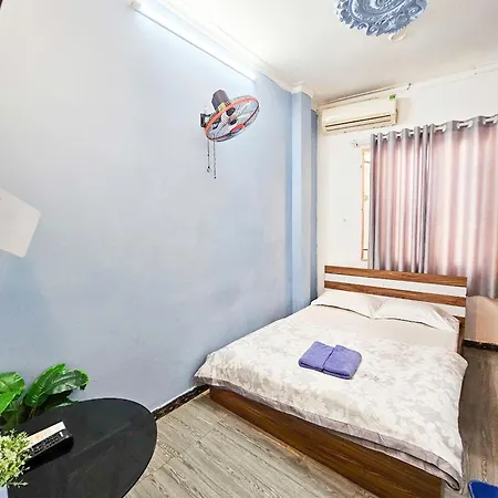 Cozy Inn Bui Vien Homestay